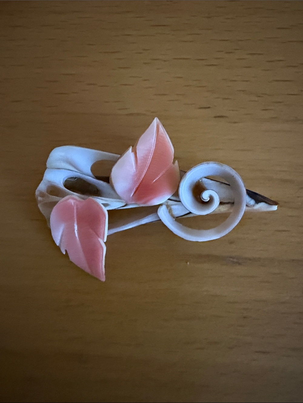Pink and White Leaf Brooch – Elegant Floral Resin Brooch